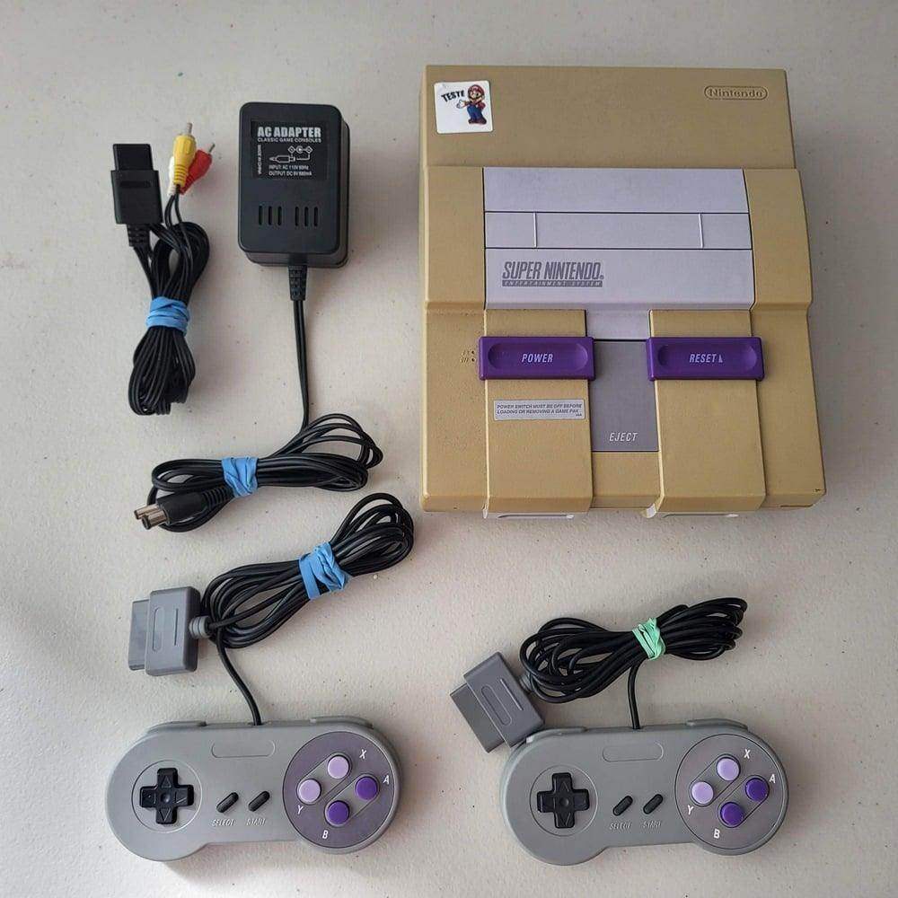 Console Super Nintendo Snes System (Condition-) 2 Controllers no2 -- Jeux Video Hobby 