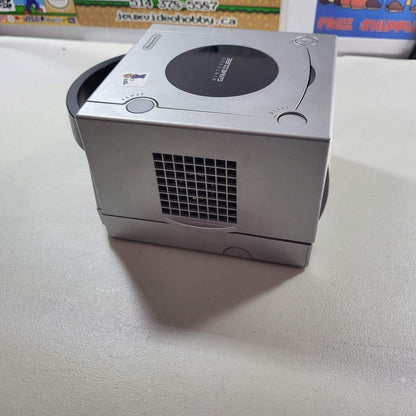 Original Nintendo Console Silver GameCube System Used   [DOL-101] -- Jeux Video Hobby 